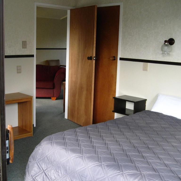 Opononi Hotel Habitación foto