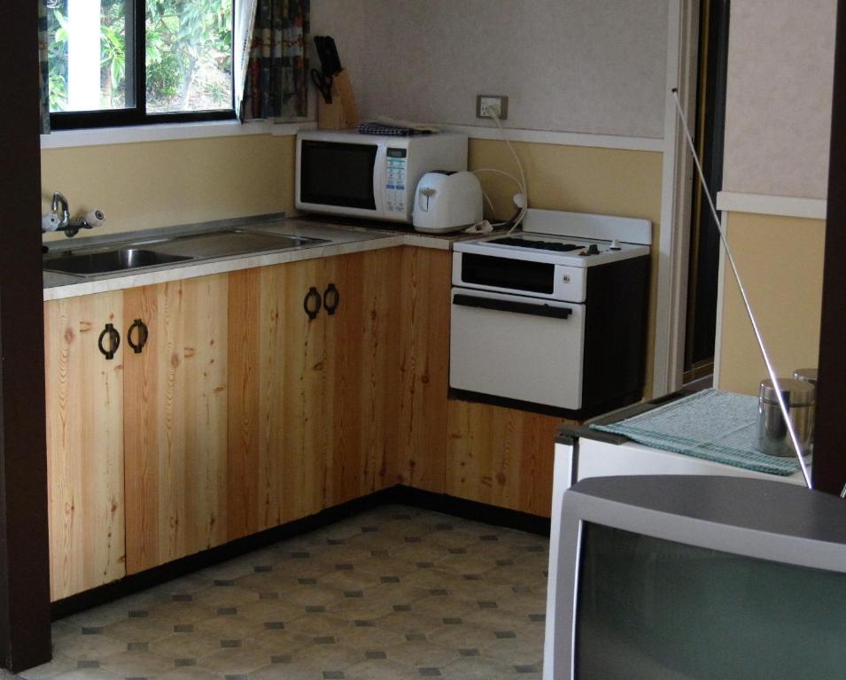 Opononi Hotel Habitación foto